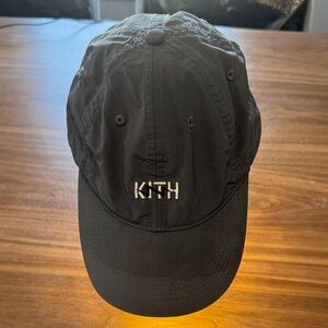 Kith hat